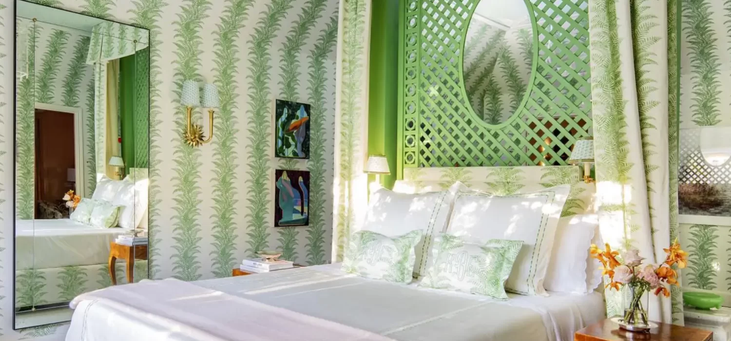 Fresh bedroom with green lattice wall